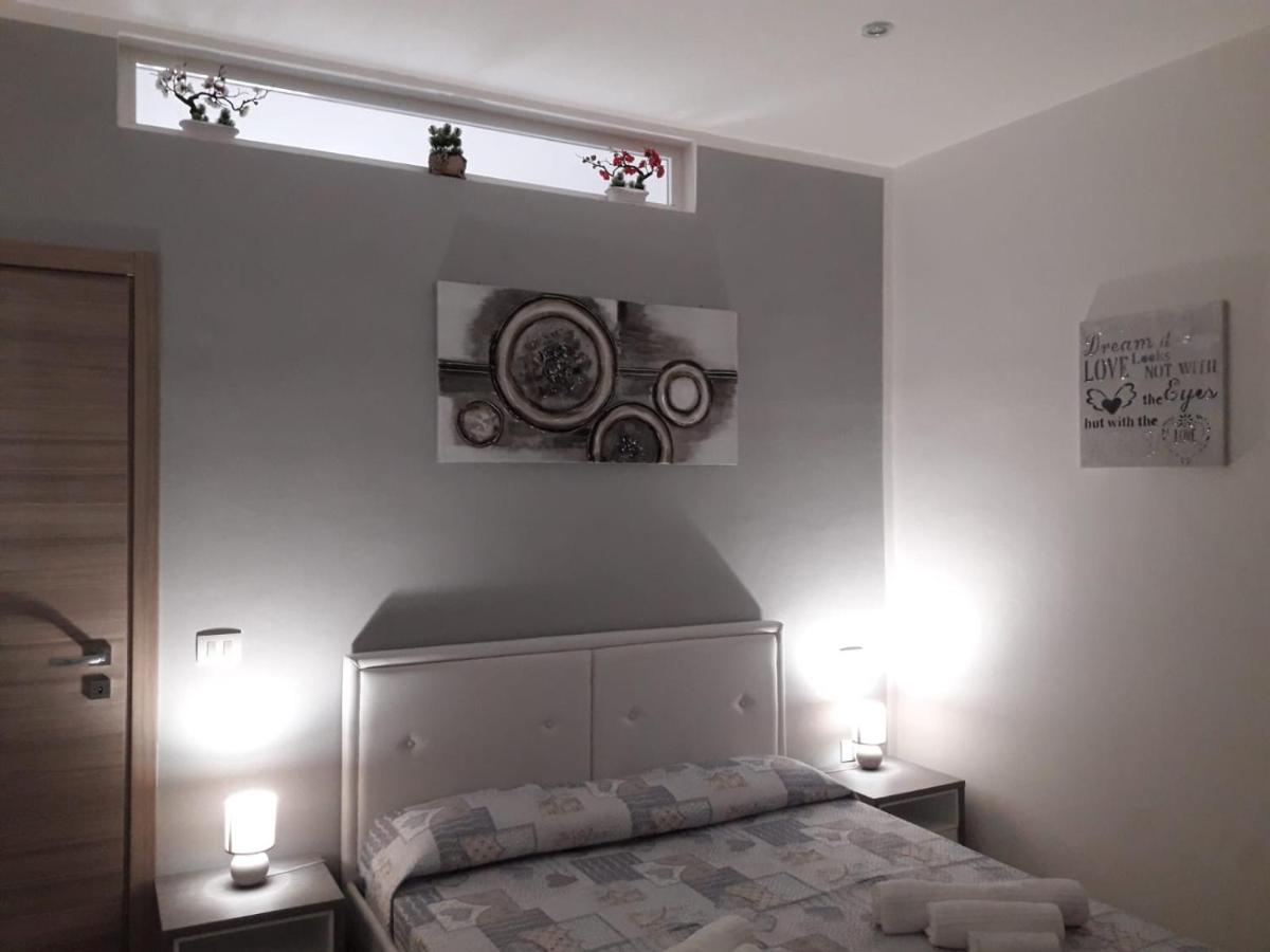 Appartement La Piazzetta Della Patrona à Syracuse Extérieur photo